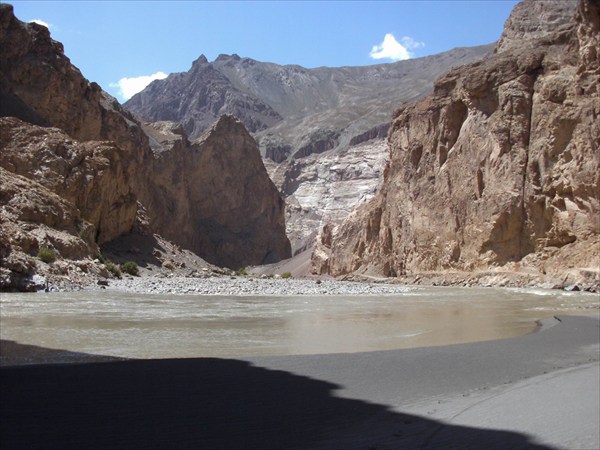 The shady  beach in Bartang Valley